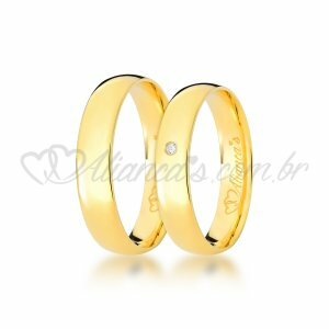 Par de alianas com brilhante em ouro 18k - Especial para noivado e casamento.