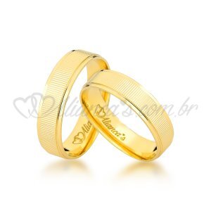 Par de alianas perfeitas para casamento trabalhada em ouro amarelo 18k - Semi Anatmicas e diamantadas