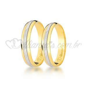 Par de alianas em cores de ouro 18k - 750. Perfeita para noivado e casamento