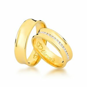 Par de alianas com brilhantes em ouro 18k - 750