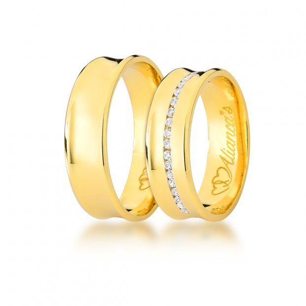 Par de alianas com brilhantes em ouro 18k - 750