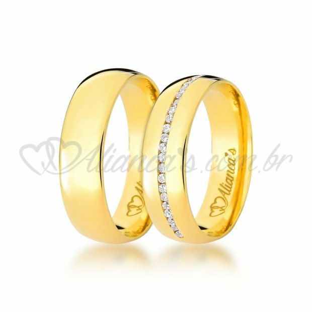 Par de alianas trabalhadas com brilhante de casamento e noivado em ouro 18k - 750