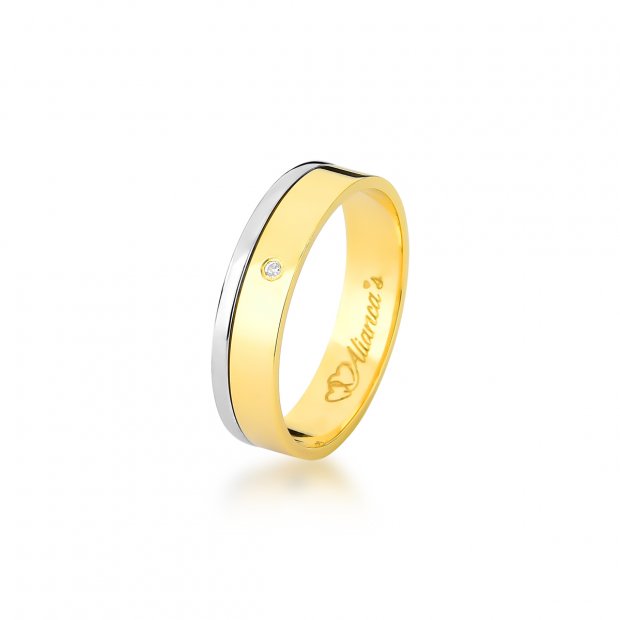 Par de alian�as em ouro amarelo com ouro Branco 18k