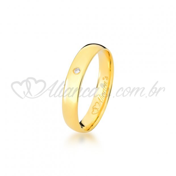 Alianas com brilhante em ouro amarelo 18k - Modelo tradicional ideal para casamento e noivado.