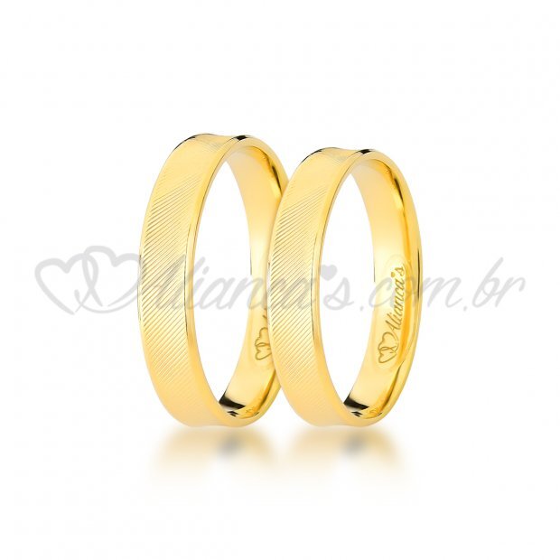 Par de alianas especiais para casamento e noivado em ouro 18k - 750