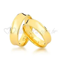 Par de alianças em ouro amarelo 18k - Trabalhada em formato côncavo