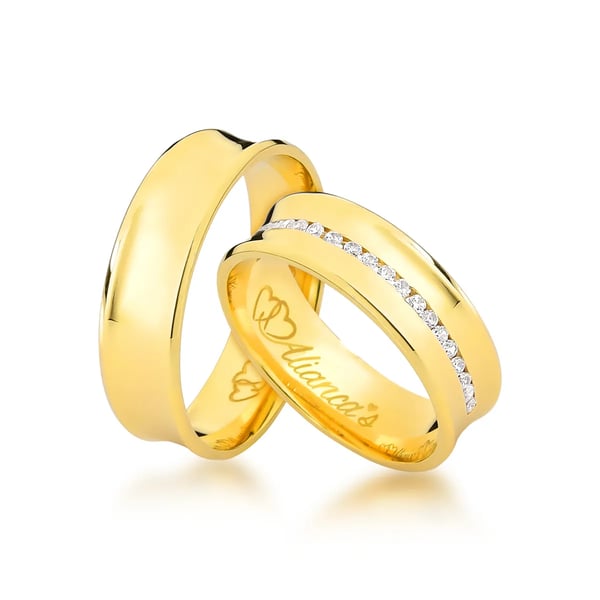 Par de alianças com brilhantes em ouro 18k - 750